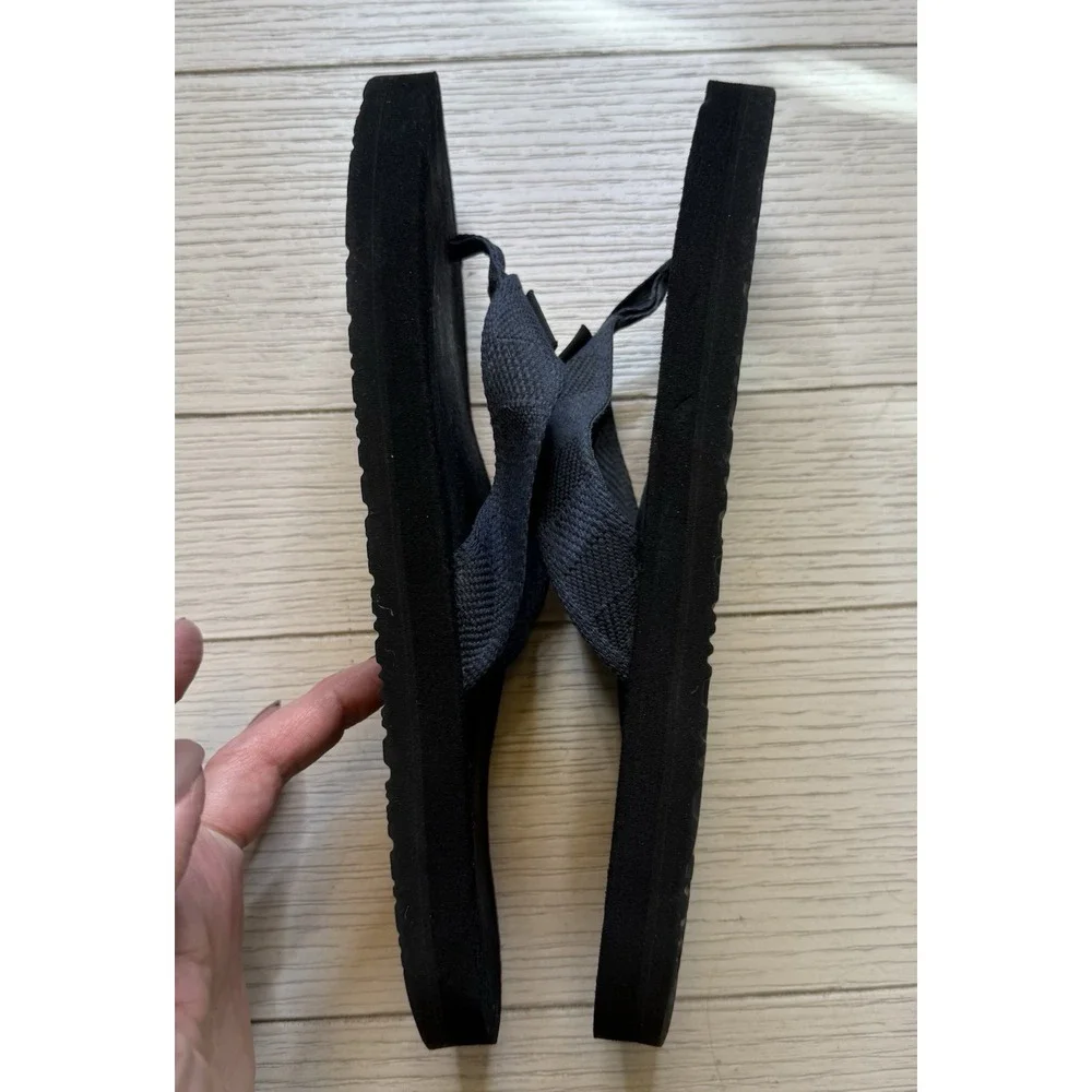 Teva Men's Mush Black Lightweight Comfort Outdoor Thong Flip Flop Sandals Size 9